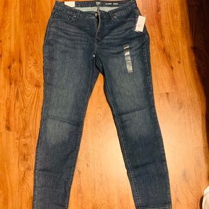 Crown & Ivy Skinny Jeans Plus